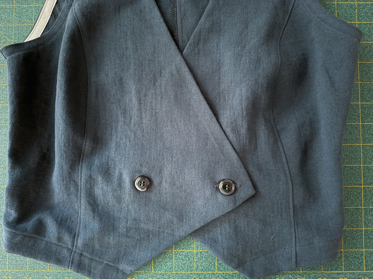 Double Breasted Quinn Vest Hack